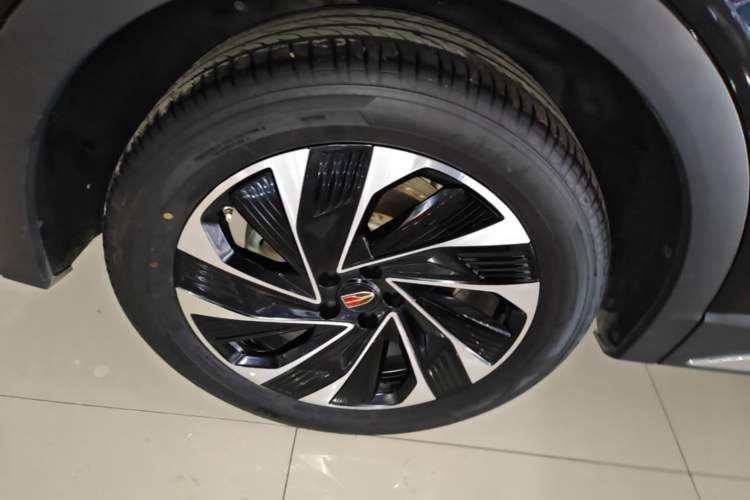 Used Hongqi HS7 PHEV 2024 2.0T PHEV Four-Wheel Drive Flagship Edition 6 Seats Exterior 3