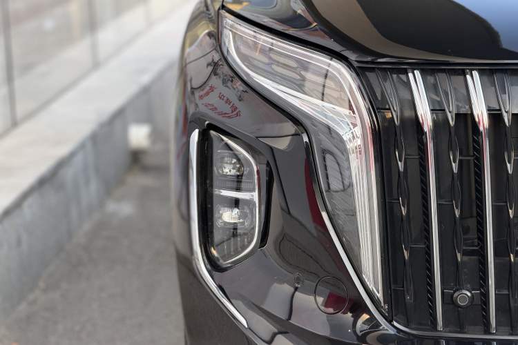 Used Hongqi HS7 PHEV 2024 2.0T PHEV Four-Wheel Drive Flagship Edition 7 Seats Exterior 4