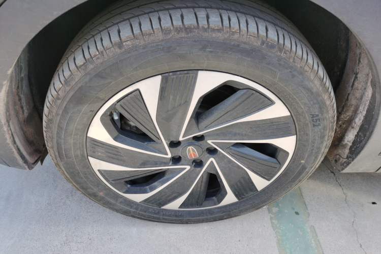 Used Hongqi HS7 PHEV 2024 2.0T PHEV Four-Wheel Drive Flagship Edition 7 Seats Exterior 4