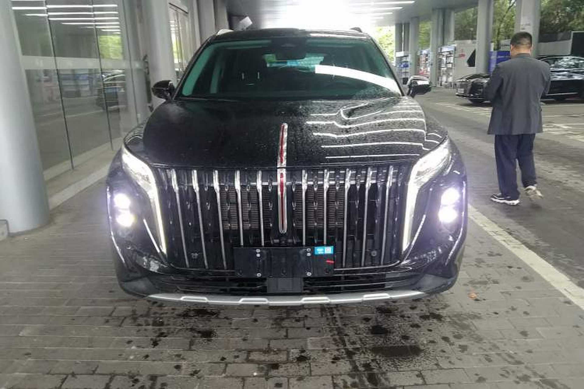 Used Hongqi HS7 PHEV 2024 2.0T PHEV Four-Wheel Drive Flagship Edition 6 Seats Front