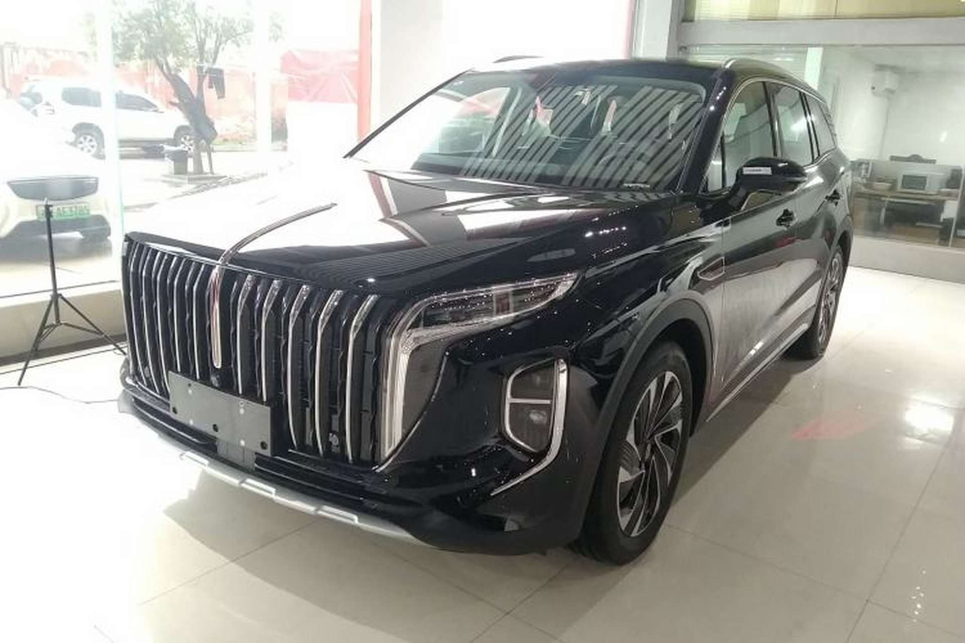 Used Hongqi HS7 PHEV 2024 2.0T PHEV Four-Wheel Drive Flagship Edition 7 Seats Front Left 45 Deg