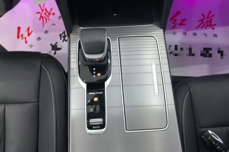 Used Hongqi HS7 PHEV 2024 2.0T PHEV Four-Wheel Drive Flagship Edition 6 Seats Gear Lever