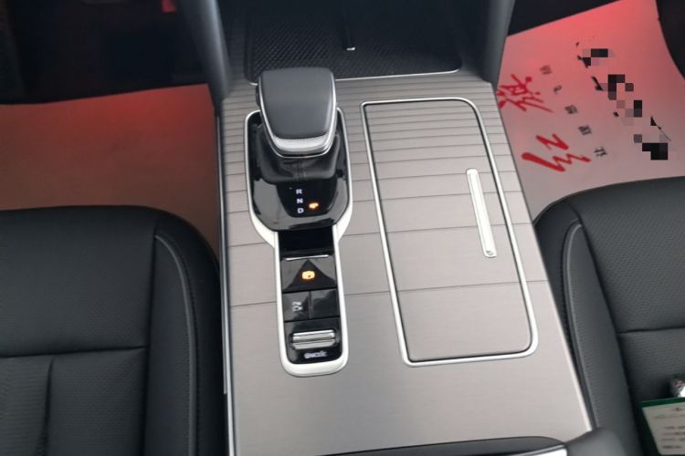 Used Hongqi HS7 PHEV 2024 2.0T PHEV Four-Wheel Drive Flagship Edition 6 Seats Gear Lever