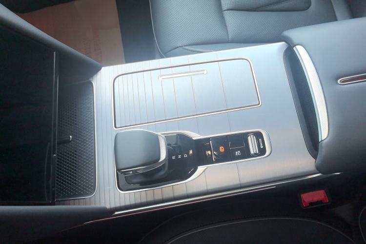 Used Hongqi HS7 PHEV 2024 2.0T PHEV Four-Wheel Drive Flagship Edition 7 Seats Gear Lever