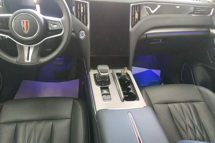 Used Hongqi HS7 PHEV 2024 2.0T PHEV Four-Wheel Drive Flagship Edition 6 Seats Gear Lever