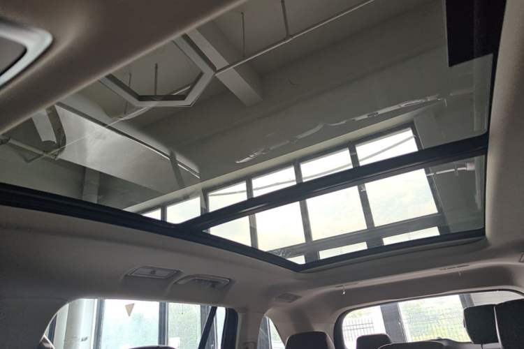 Used Hongqi HS7 PHEV 2024 2.0T PHEV Four-Wheel Drive Flagship Edition 7 Seats Headliner