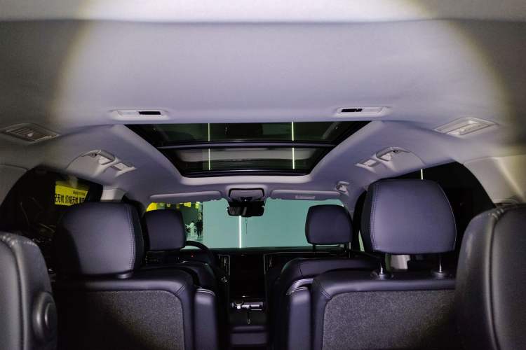 Used Hongqi HS7 PHEV 2024 2.0T PHEV Four-Wheel Drive Flagship Edition 6 Seats Headliner