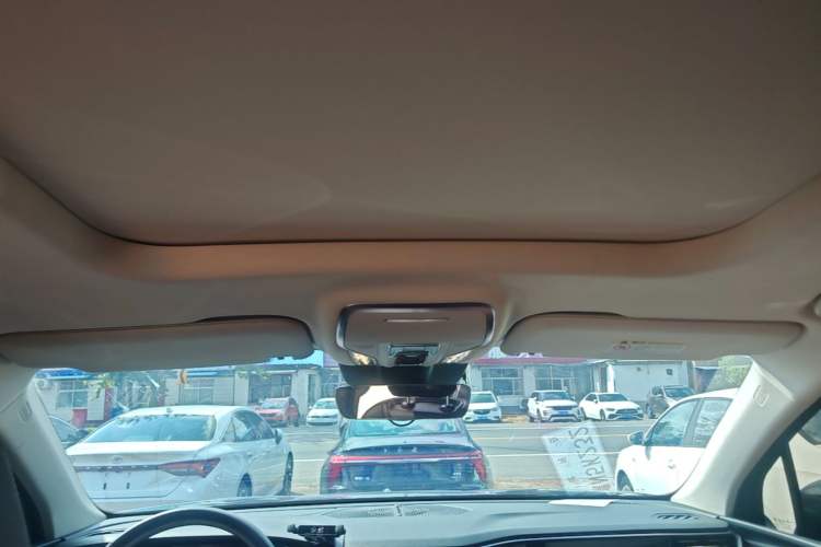 Used Hongqi HS7 PHEV 2024 2.0T PHEV Four-Wheel Drive Flagship Edition 7 Seats Headliner