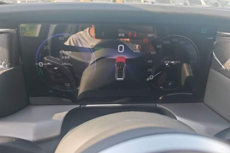 Used Hongqi HS7 PHEV 2024 2.0T PHEV Four-Wheel Drive Flagship Edition 7 Seats Instrument Cluster