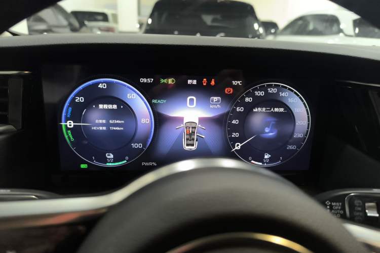 Used Hongqi HS7 PHEV 2024 2.0T PHEV Two-Wheel Drive Flagship Edition 6 Seats Instrument Cluster
