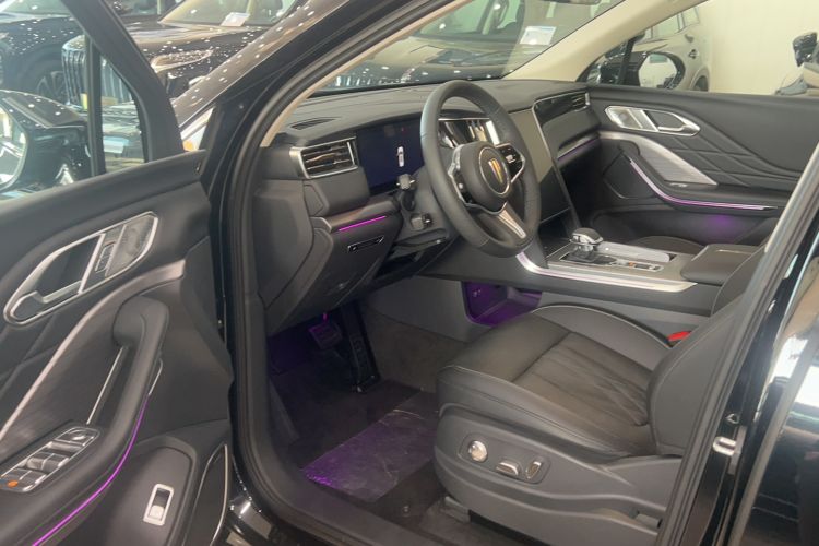 Used Hongqi HS7 PHEV 2024 2.0T PHEV Four-Wheel Drive Flagship Edition 6 Seats Interior 1