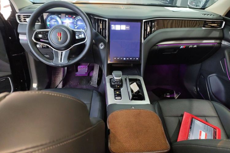 Used Hongqi HS7 PHEV 2024 2.0T PHEV Two-Wheel Drive Flagship Edition 6 Seats Interior 2