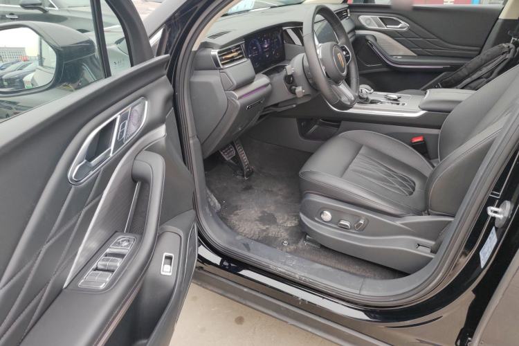 Used Hongqi HS7 PHEV 2024 2.0T PHEV Four-Wheel Drive Flagship Edition 6 Seats Interior 3