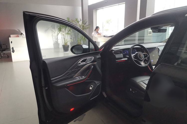 Used Hongqi HS7 PHEV 2024 2.0T PHEV Four-Wheel Drive Flagship Edition 7 Seats Interior 3