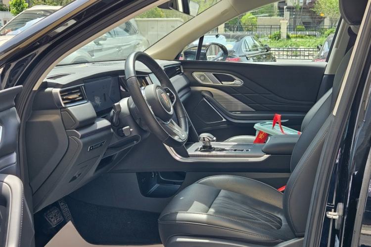 Used Hongqi HS7 PHEV 2024 2.0T PHEV Four-Wheel Drive Flagship Edition 7 Seats Interior 6