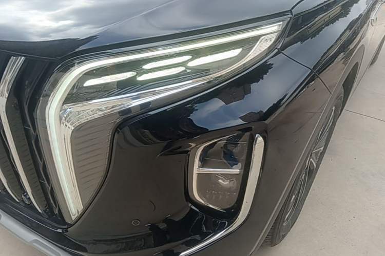 Used Hongqi HS7 PHEV 2024 2.0T PHEV Four-Wheel Drive Flagship Edition 6 Seats Left Front Headlight