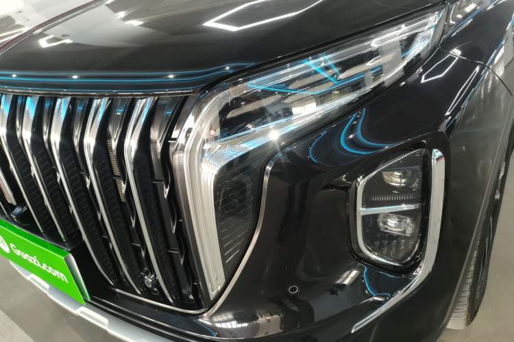 Used Hongqi HS7 PHEV 2024 2.0T PHEV Four-Wheel Drive Flagship Edition 6 Seats Left Front Headlight