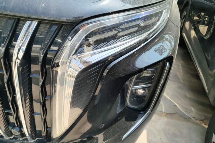 Used Hongqi HS7 PHEV 2024 2.0T PHEV Four-Wheel Drive Flagship Edition 7 Seats Left Front Headlight