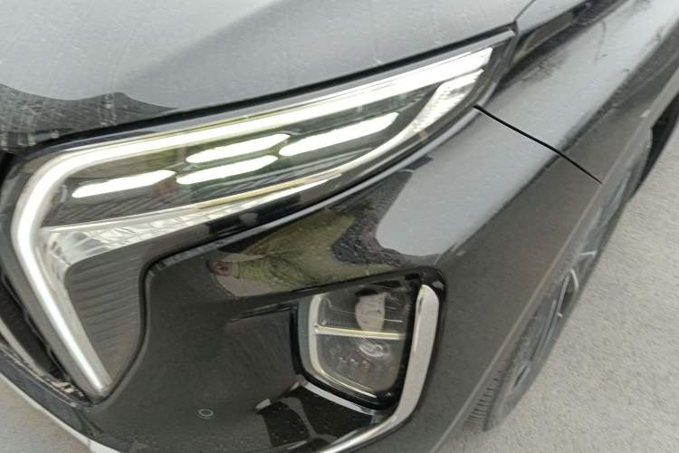 Used Hongqi HS7 PHEV 2024 2.0T PHEV Four-Wheel Drive Flagship Edition 6 Seats Left Front Headlight