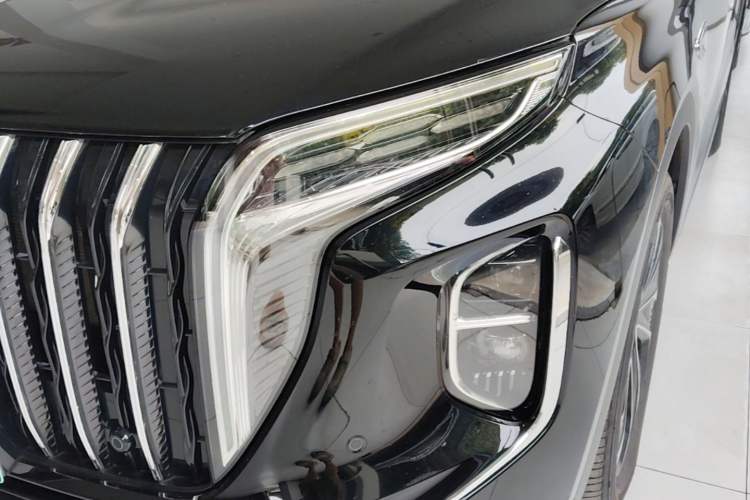 Used Hongqi HS7 PHEV 2024 2.0T PHEV Four-Wheel Drive Flagship Edition 6 Seats Left Front Headlight