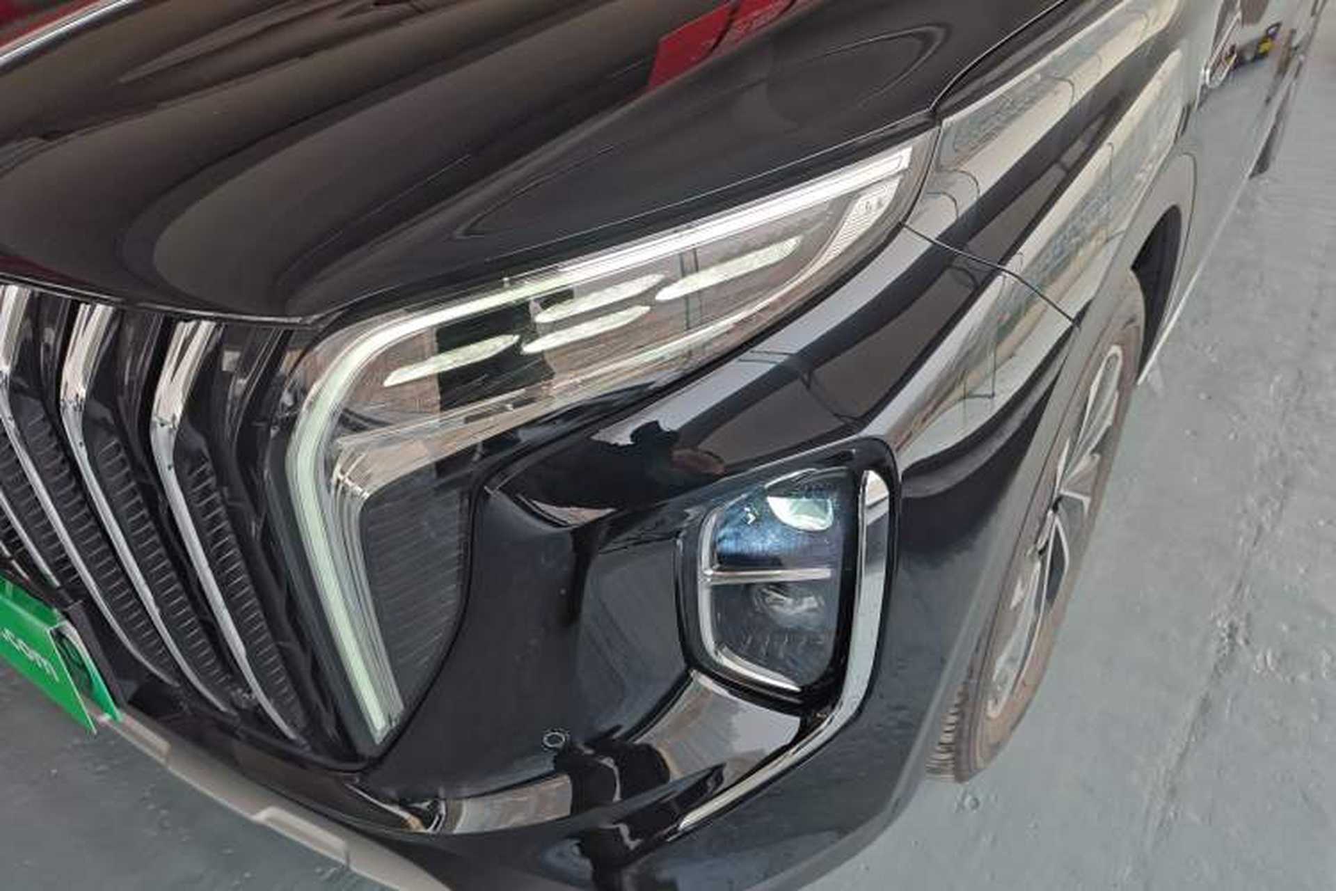 Used Hongqi HS7 PHEV 2024 2.0T PHEV Four-Wheel Drive Flagship Edition 7 Seats Left Front Headlight