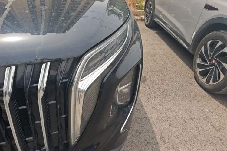 Used Hongqi HS7 PHEV 2024 2.0T PHEV Four-Wheel Drive Flagship Edition 6 Seats Left Front Headlight