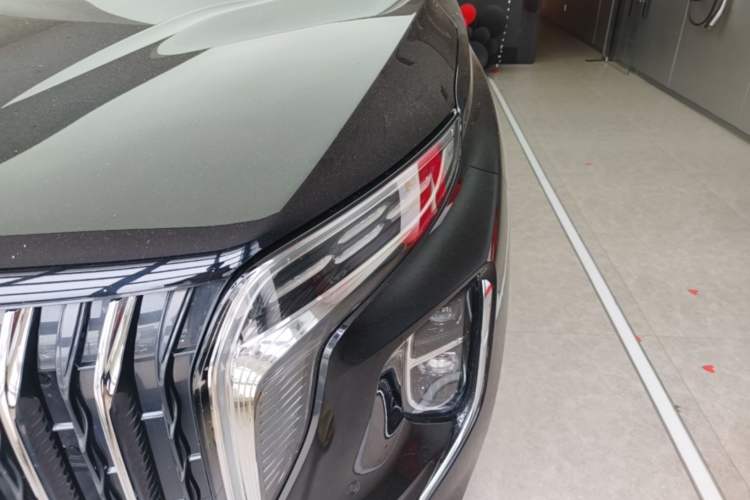 Used Hongqi HS7 PHEV 2024 2.0T PHEV Four-Wheel-Drive Flagship Edition 6 Seats Left Front Headlight