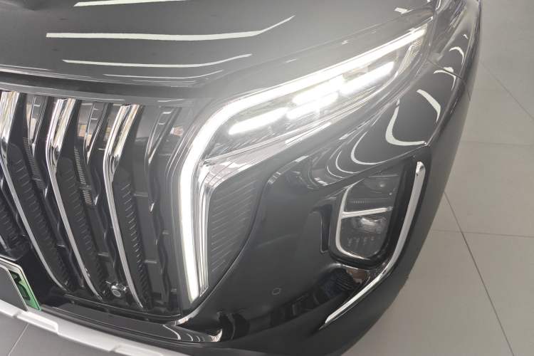 Used Hongqi HS7 PHEV 2024 2.0T PHEV Four-Wheel Drive Flagship Edition 6 Seats Left Front Headlight