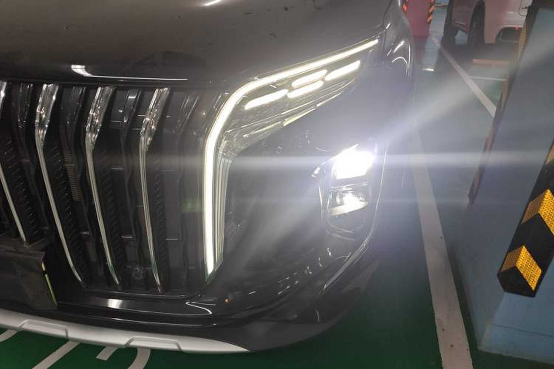 Used Hongqi HS7 PHEV 2024 2.0T PHEV Four-Wheel Drive Flagship Edition 6 Seats Left Front Headlight