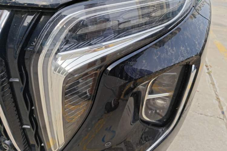 Used Hongqi HS7 PHEV 2024 2.0T PHEV Four-Wheel Drive Flagship Edition 7 Seats Left Front Headlight