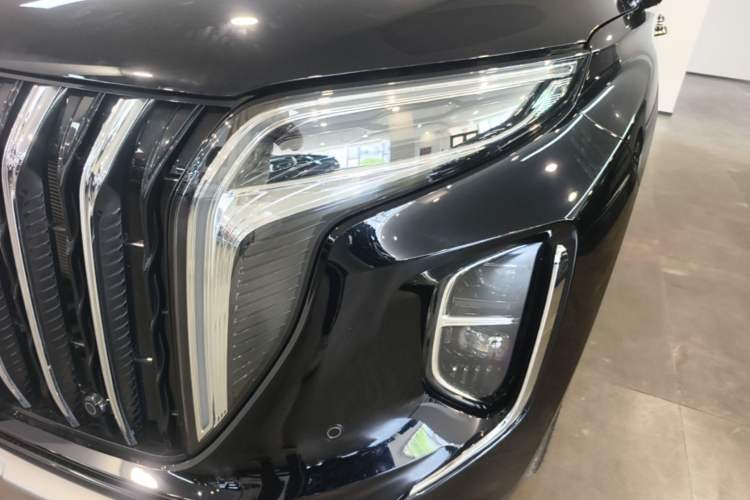 Used Hongqi HS7 PHEV 2024 2.0T PHEV Four-Wheel Drive Flagship Edition 6 Seats Left Front Headlight