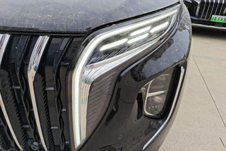 Used Hongqi HS7 PHEV 2024 2.0T PHEV Four-Wheel Drive Flagship Edition 6 Seats Left Front Headlight