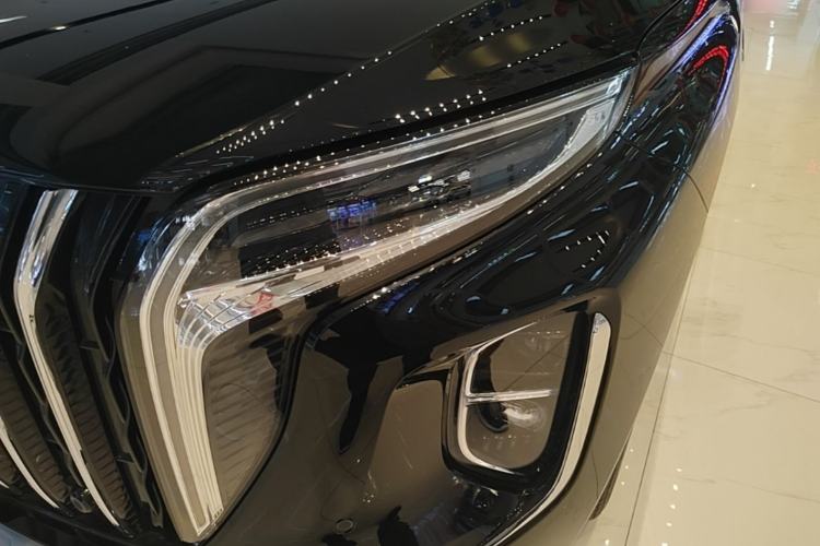 Used Hongqi HS7 PHEV 2024 2.0T PHEV Four-Wheel Drive Flagship Edition 6 Seats Left Front Headlight