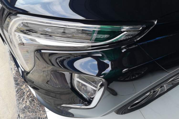 Used Hongqi HS7 PHEV 2024 2.0T PHEV Four-Wheel Drive Flagship Edition 6 Seats Left Front Headlight