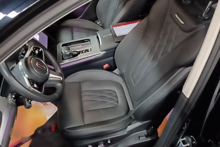 Used Hongqi HS7 PHEV 2024 2.0T PHEV Four-Wheel Drive Flagship Edition 6 Seats Left Front Seat