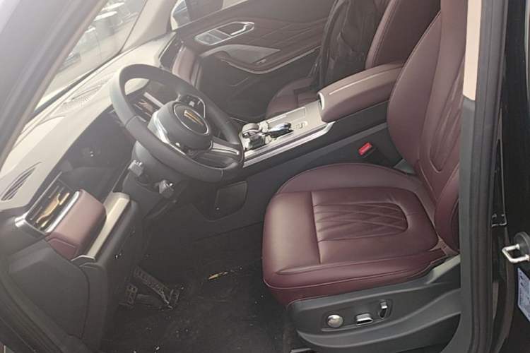 Used Hongqi HS7 PHEV 2024 2.0T PHEV Four-Wheel Drive Flagship Edition 6 Seats Left Front Seat