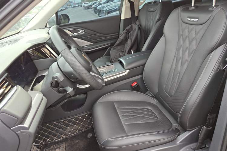Used Hongqi HS7 PHEV 2024 2.0T PHEV Four-Wheel Drive Flagship Edition 7 Seats Left Front Seat