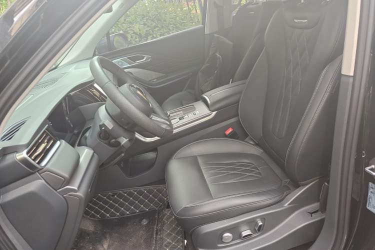 Used Hongqi HS7 PHEV 2024 2.0T PHEV Four-Wheel Drive Flagship Edition 6 Seats Left Front Seat