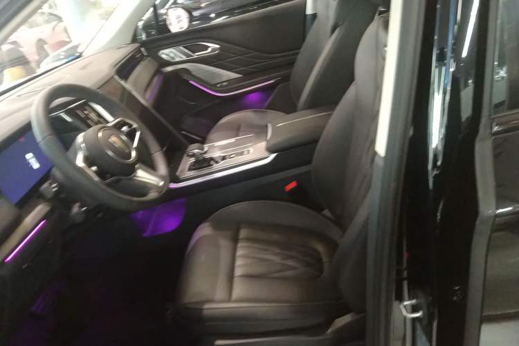 Used Hongqi HS7 PHEV 2024 2.0T PHEV Four-Wheel Drive Flagship Edition 7 Seats Left Front Seat