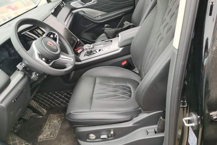 Used Hongqi HS7 PHEV 2024 2.0T PHEV Four-Wheel Drive Flagship Edition 7 Seats Left Front Seat