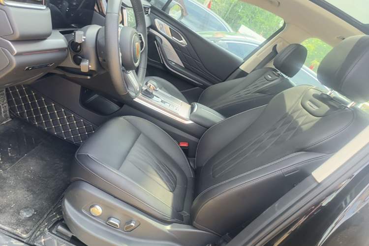 Used Hongqi HS7 PHEV 2024 2.0T PHEV Four-Wheel Drive Flagship Edition 7 Seats Left Front Seat
