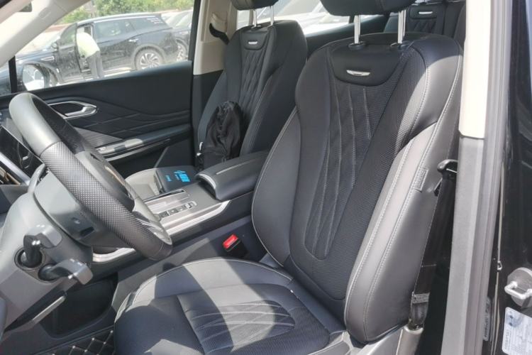 Used Hongqi HS7 PHEV 2024 2.0T PHEV Four-Wheel Drive Flagship Edition 7 Seats Left Front Seat