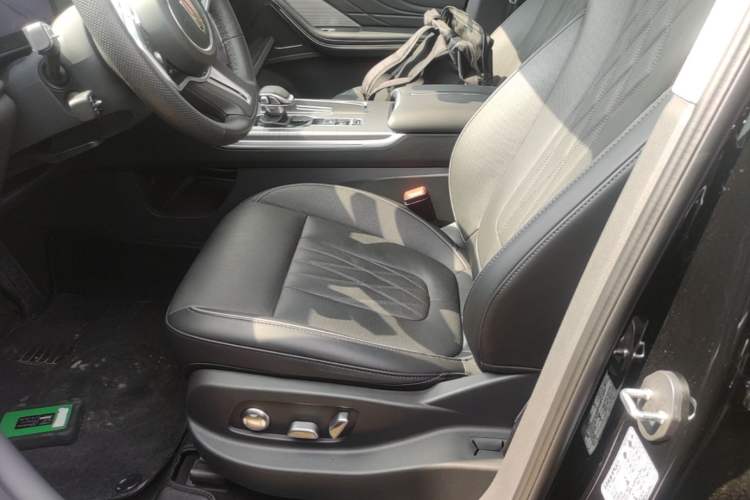 Used Hongqi HS7 PHEV 2024 2.0T PHEV Four-Wheel Drive Flagship Edition 6 Seats Left Front Seat