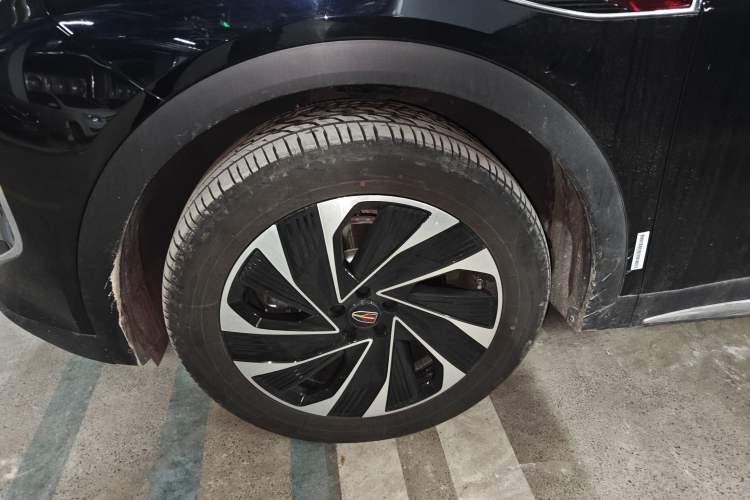 Used Hongqi HS7 PHEV 2024 2.0T PHEV Two-Wheel Drive Flagship Edition 6 Seats Left Front Wheel Hub