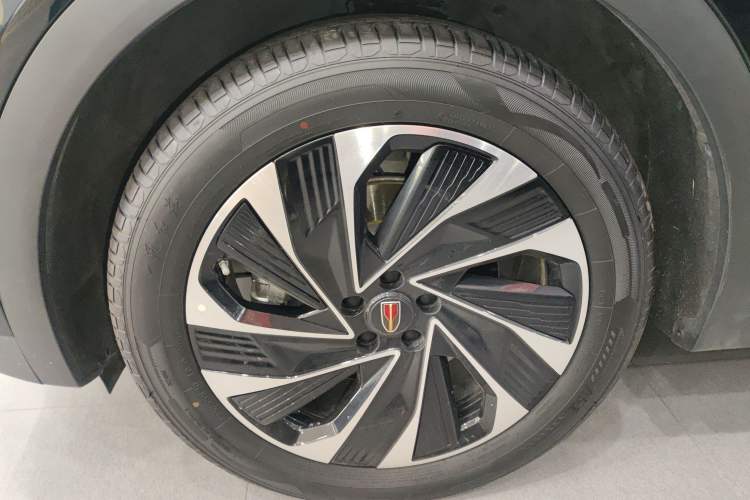 Used Hongqi HS7 PHEV 2024 2.0T PHEV Four-Wheel Drive Flagship Edition 6 Seats Left Front Wheel Hub