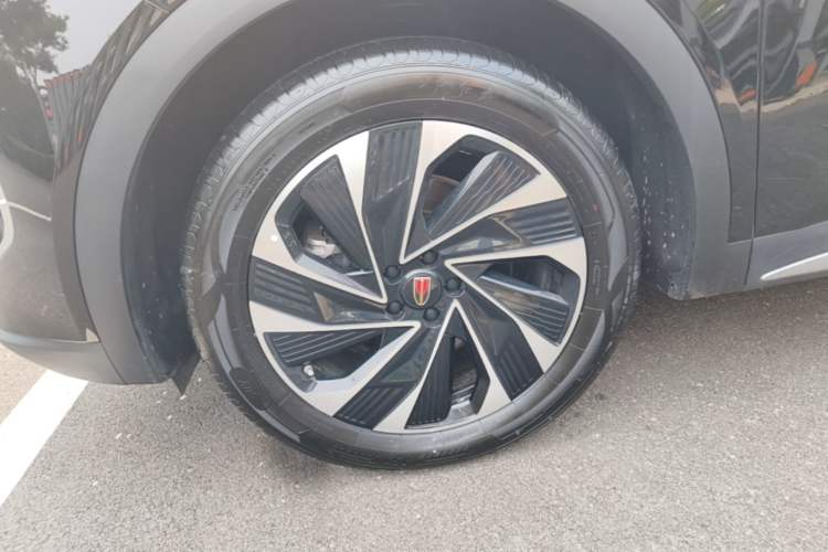 Used Hongqi HS7 PHEV 2024 2.0T PHEV Four-Wheel Drive Flagship Edition 6 Seats Left Front Wheel Hub