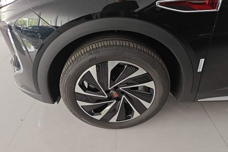 Used Hongqi HS7 PHEV 2024 2.0T PHEV Four-Wheel Drive Flagship Edition 6 Seats Left Front Wheel Hub