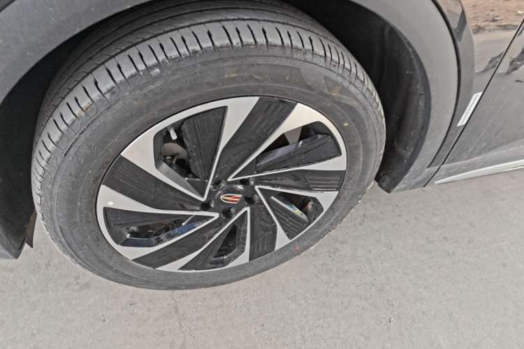 Used Hongqi HS7 PHEV 2024 2.0T PHEV Four-Wheel Drive Flagship Edition 7 Seats Left Front Wheel Hub