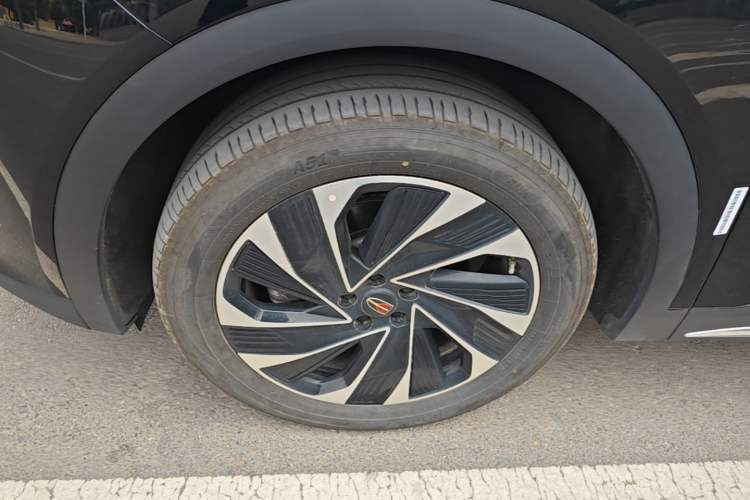 Used Hongqi HS7 PHEV 2024 2.0T PHEV Four-Wheel Drive Flagship Edition 7 Seats Left Front Wheel Hub