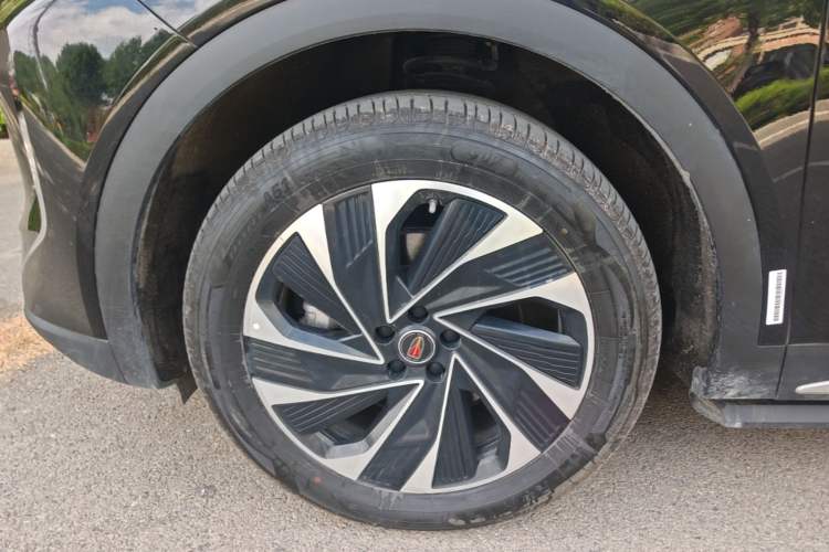Used Hongqi HS7 PHEV 2024 2.0T PHEV Four-Wheel Drive Flagship Edition 7 Seats Left Front Wheel Hub
